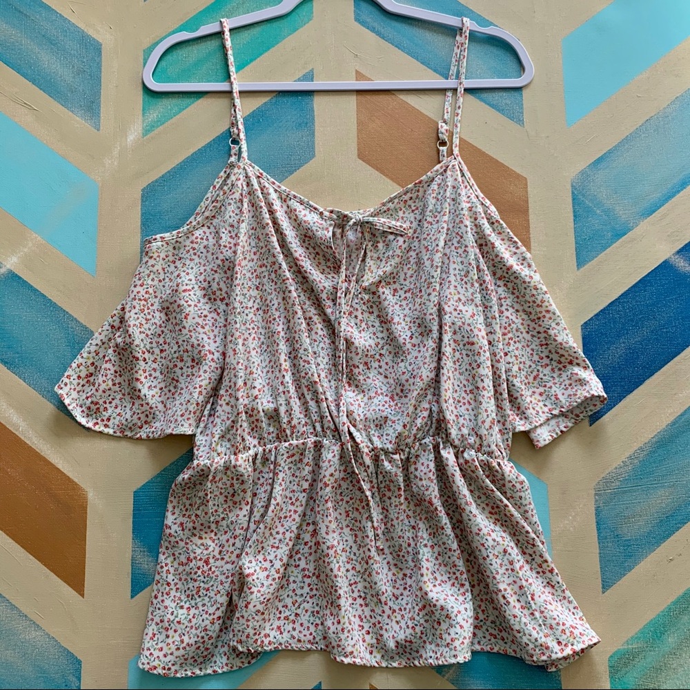 Guess size large top